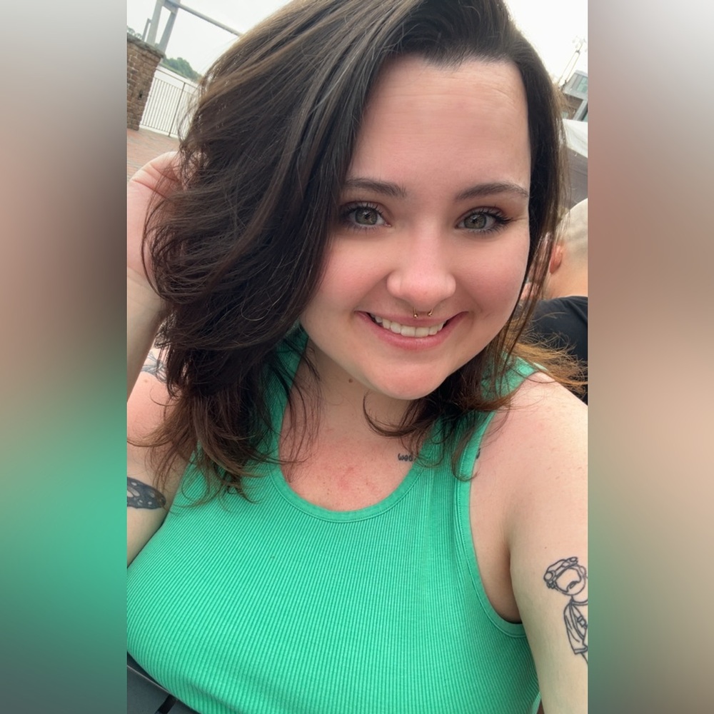Meet your Posher, Caitlyn